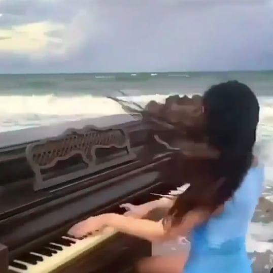 Photo of United States at Road 702, Furnas County, Nebraska, United States. Ocean etude by the ocean ๐-๐ธ Via ๐ท: @pianoworldwide-Tag someone who needsโฆ