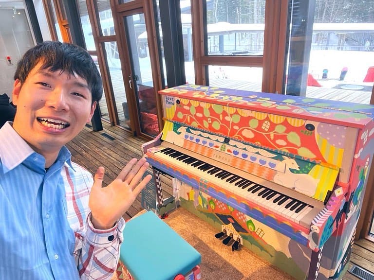 Public piano in Yufutsu County, Japan